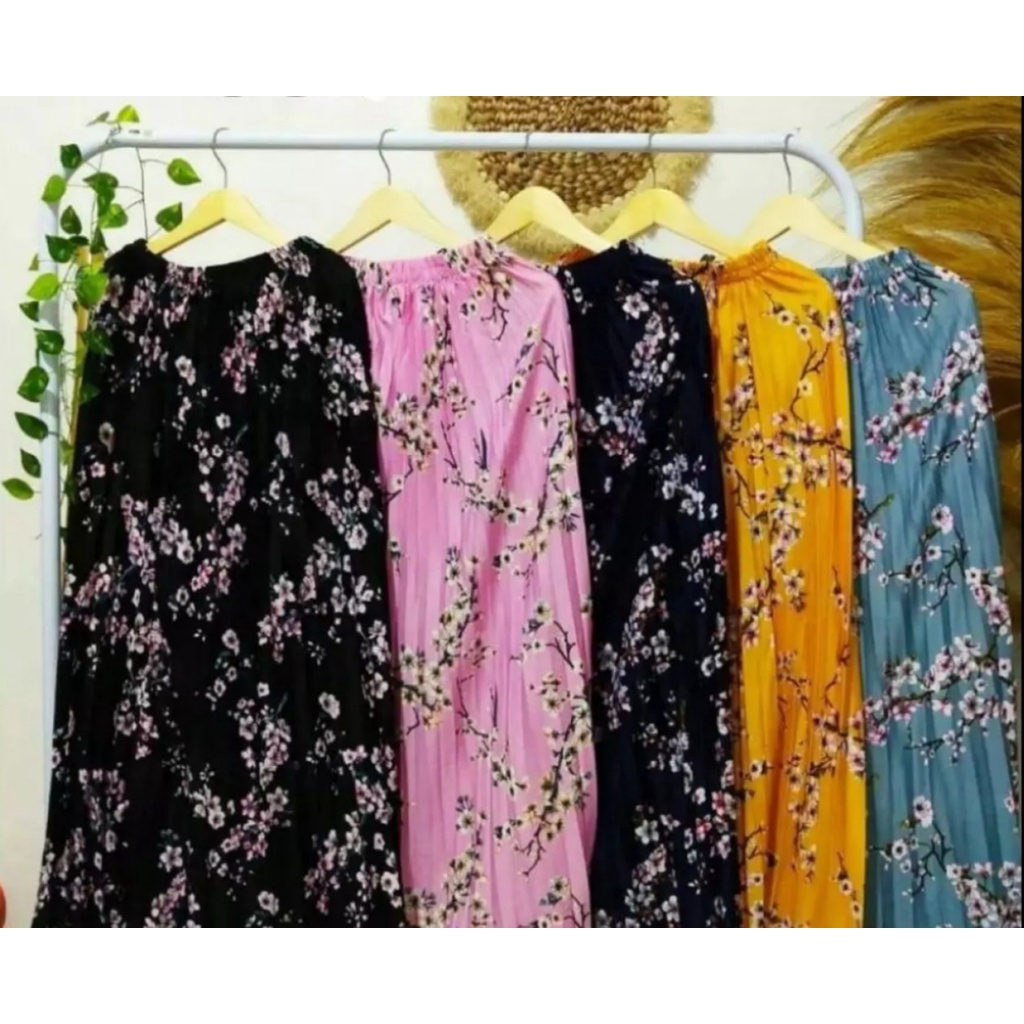 Rok Plisket Motif Bunga sakura Wanita Terbaru