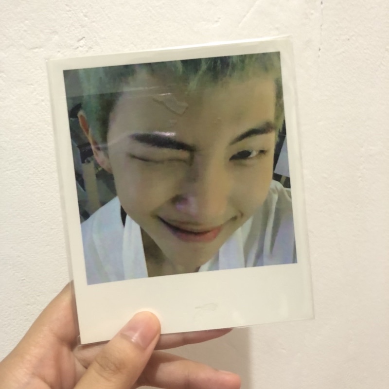 POLAROID PHOTOCARD ALBUM WINGS RM