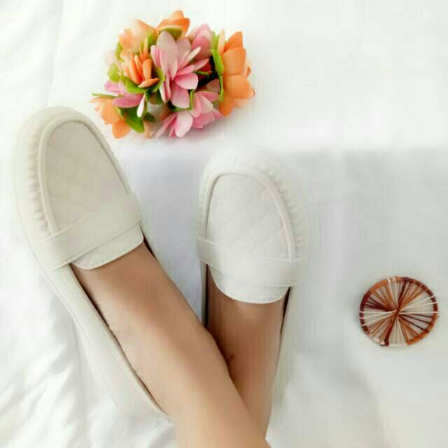 SEPATU JeLy WANITA DeWASA