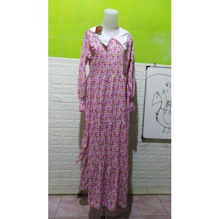 Gamis Bunga Kecil, Gamis kerah korea