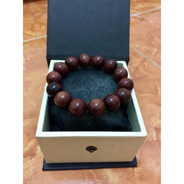 Gelang akar nagasari damar wulan