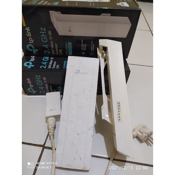 TP-Link CPE220 Outdoor 2.4 Ghz 12dbi - Second - Tplink Cpe 220 - Tp Link cpe220