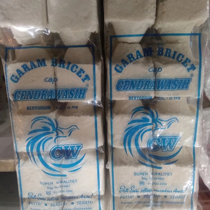 

Garam bricet ( bata ) putih