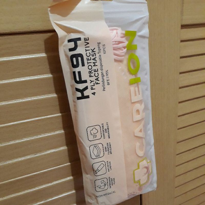 MASKER KF94 CAREION NUDE ORANGE