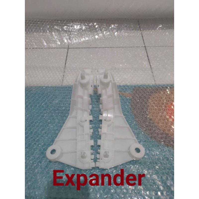 BRACKET BUMPER DEPAN EXPANDER ORIGINAL SATUAN