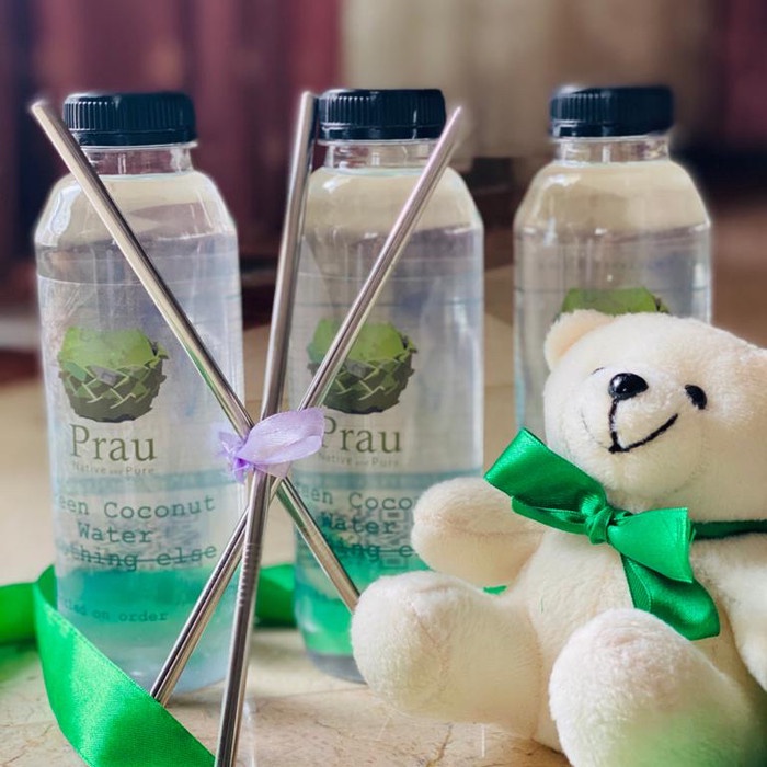 

TRADISIONALMINUMAN- AIR KELAPA HIJAU SEGAR, FRESH GREEN COCONUT WATER - PRAU PREMIUM 500ML -MINUMAN-