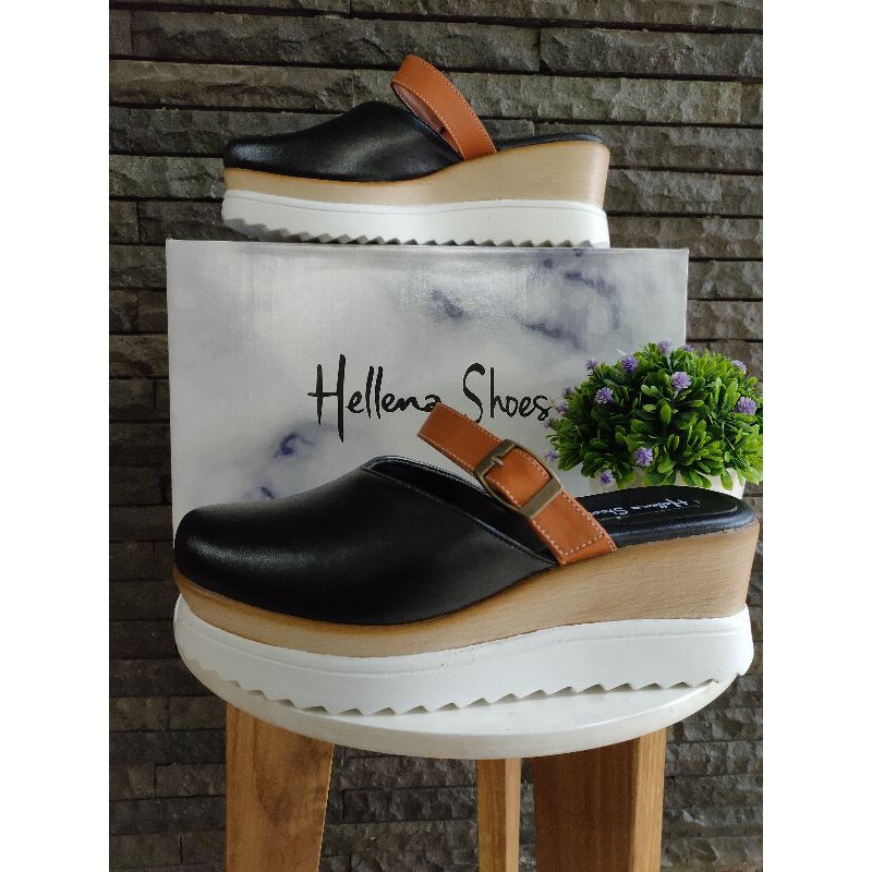 meghan hitam by hellena shoes