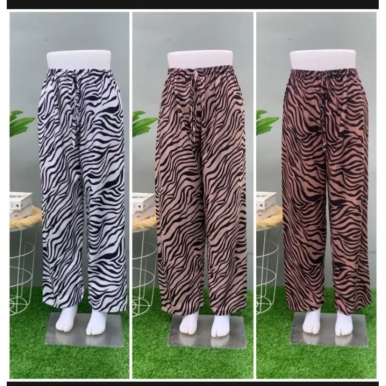 CELANA KULOT WANITA ANIMAL MOTIF , ZEBRA