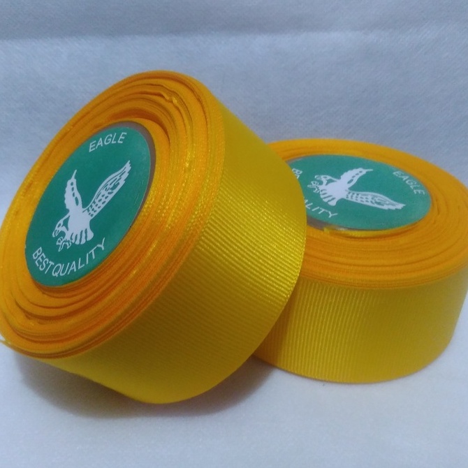 

Pita Grossgrain Kuning Ukuran 1,5inch/4cm Per Roll