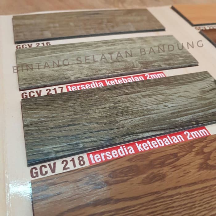 VINYL GOLDEN CROWN /LANTAI KAYU 152,4MM X 914,4M 3MM ISI 18Lembar