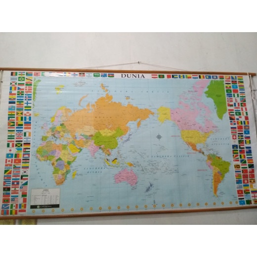

❤BISA COD❤ Peta Dunia Bingkai Kayu 2 Meter