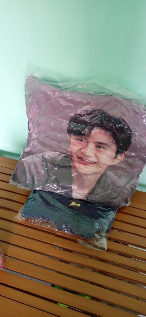 Bantal Sofa Start Up Korea - Han Ji Pyeong / Nam Do San / Seo Dal Mi 40x40 Cm - Pusat Kado Murah