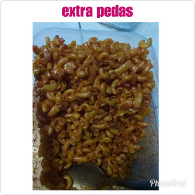 

MAKARONI KRIUK SI TILEUNG RASA EXTRA PEDAS 75GRAM/CEMILAN KHAS BANDUNG
