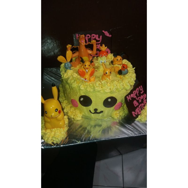 

cake karakter murah enak