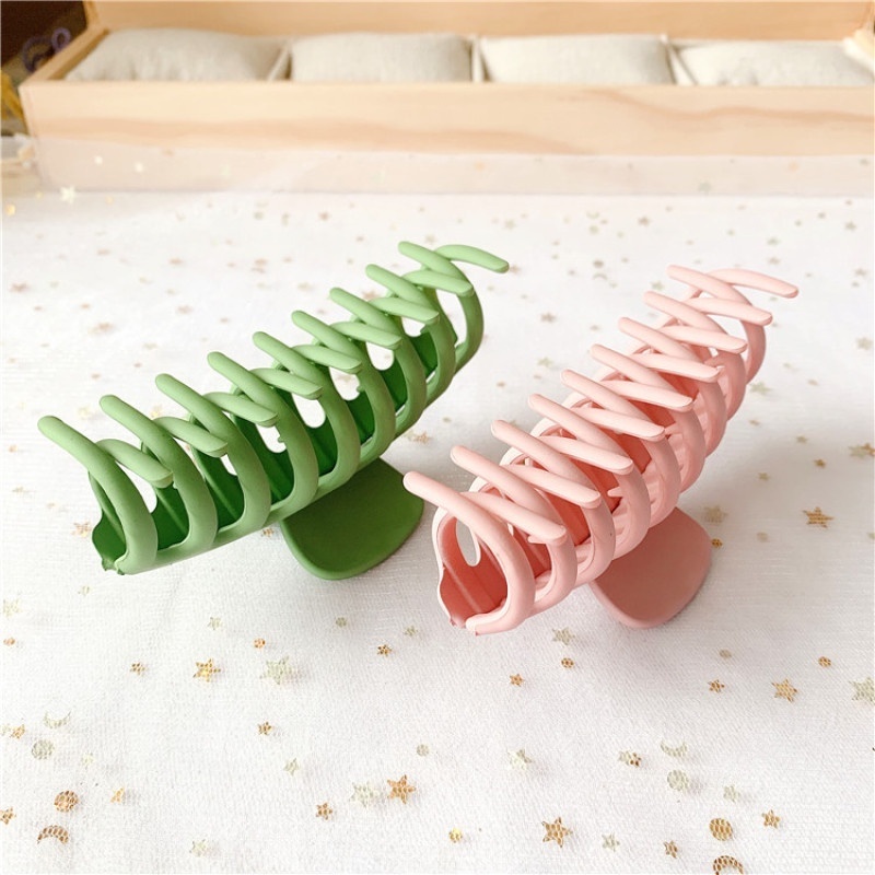 Women Simple Retro Matte Plastic Hair Claw Clip Barrette Headwear