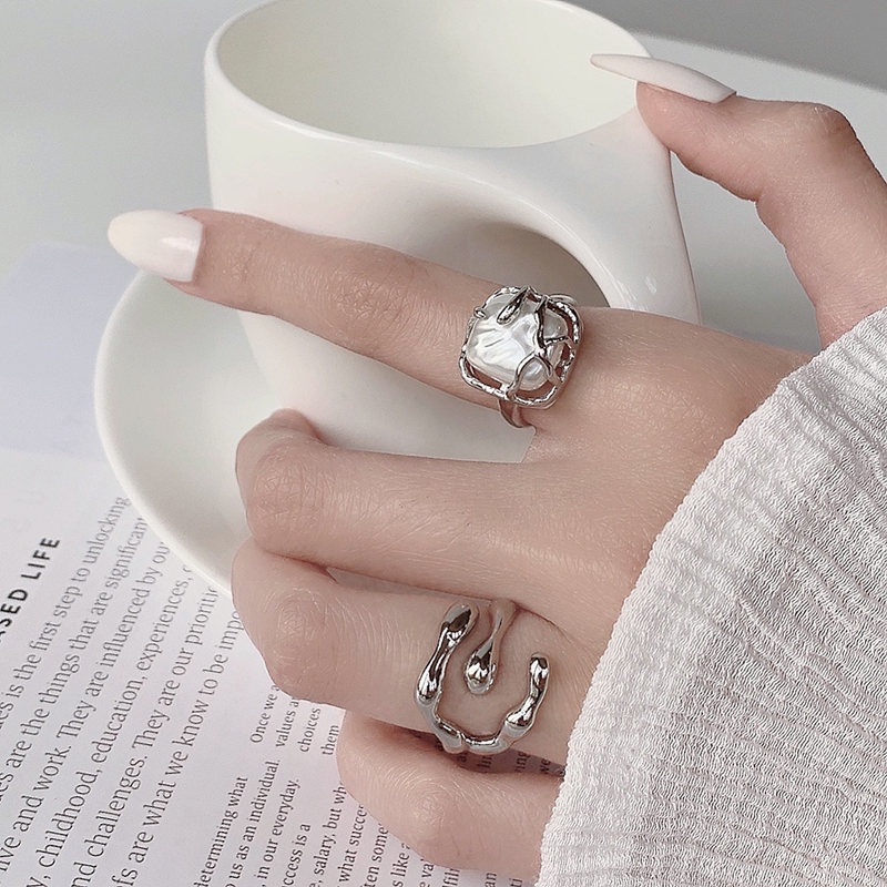 2pcs / Set Cincin Model Terbuka Desain Geometri Hias Mutiara Warna Silver Gaya Elegan Untuk Wanita