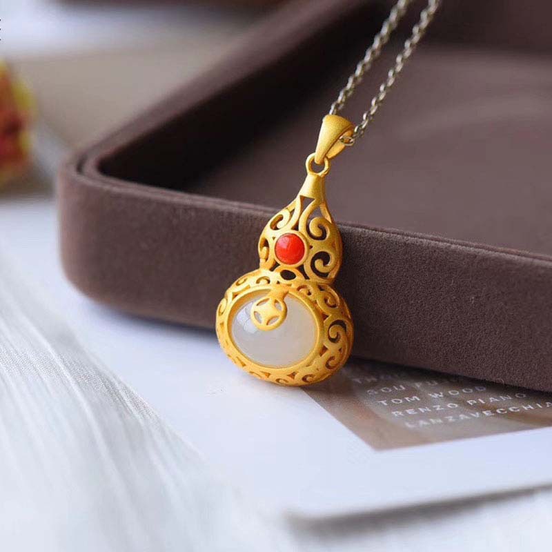 [Ready Stock]Fashion Gold-Plated Inlaid Jade Gourd Necklace Pendant