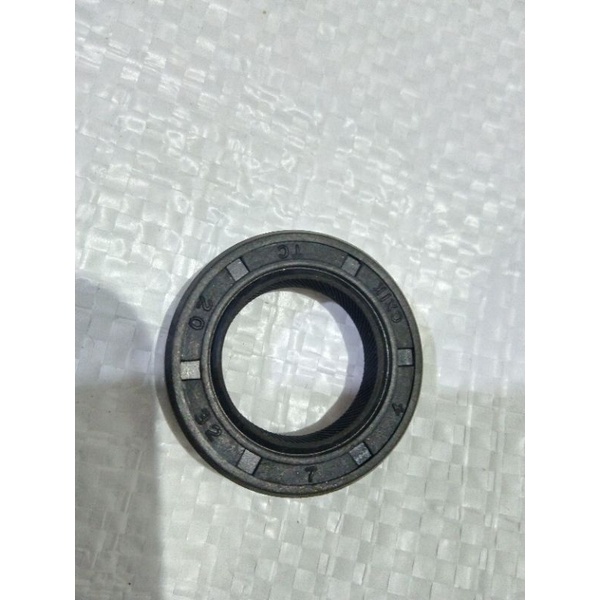oil seal 20 32 7 tc nok kemasan polos