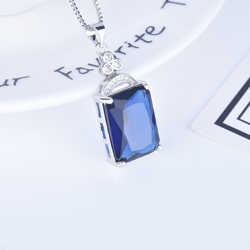 [Ready Stock]Fashion New Rectangular Sapphire Pendant Necklace