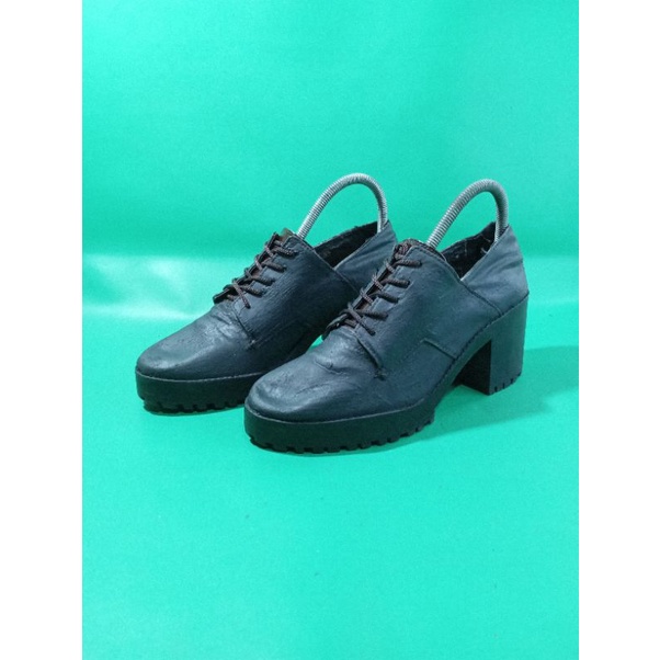 sepatu zara trafaluc custom repaint ori 40
