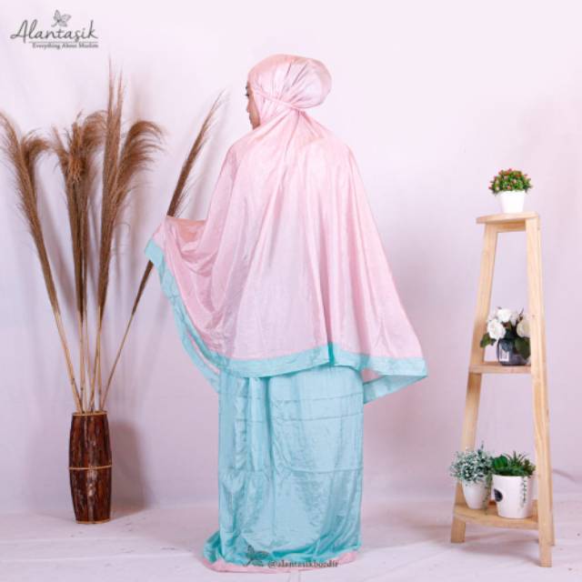 Mukena Vanila / Mukena Parasut Traveling Vanila R.12