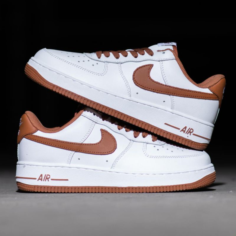 sneakers nike air force 1 man white sail brwon