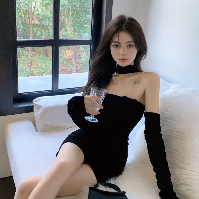 midi dress korea sexy one-shoulder halterneck dress short skirt with sleeves black velvet tube top b