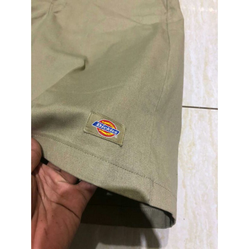 short pants dickies cell pocket