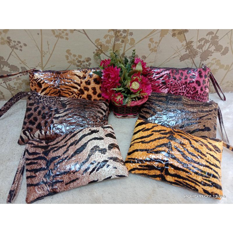 Clutch leopard / cluth macan, Grosir boleh mix motif, ada 6 motif/ dompet macan/dompet leopard/ Domp