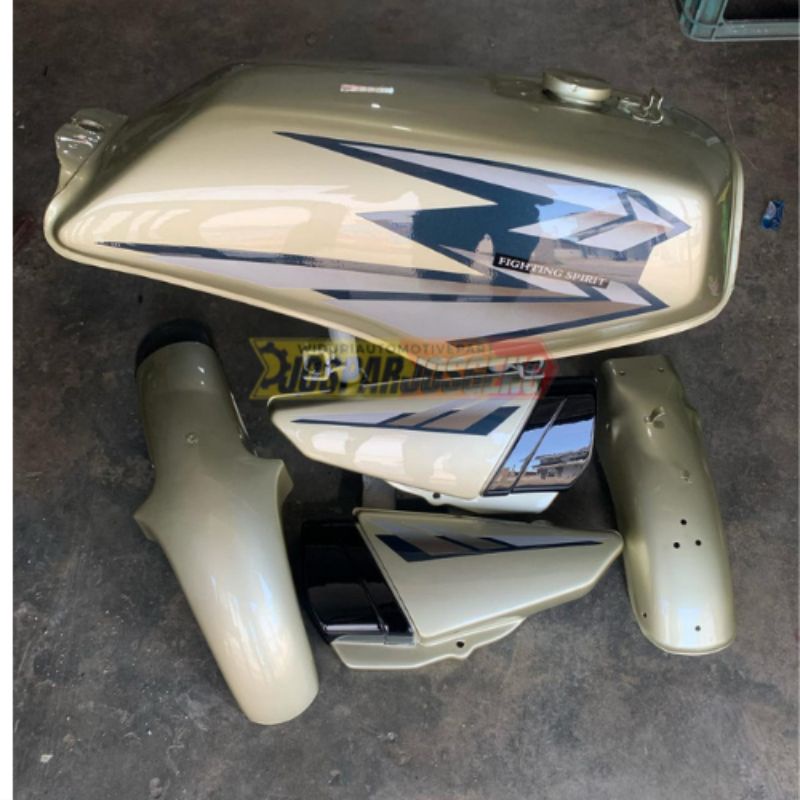 BODYSET RX KING GOLD 2002 BODY RX KING SET 2002 GOLD TANGKI RX KING GOLD BOX AKI RX KING GOLD SPAKBO