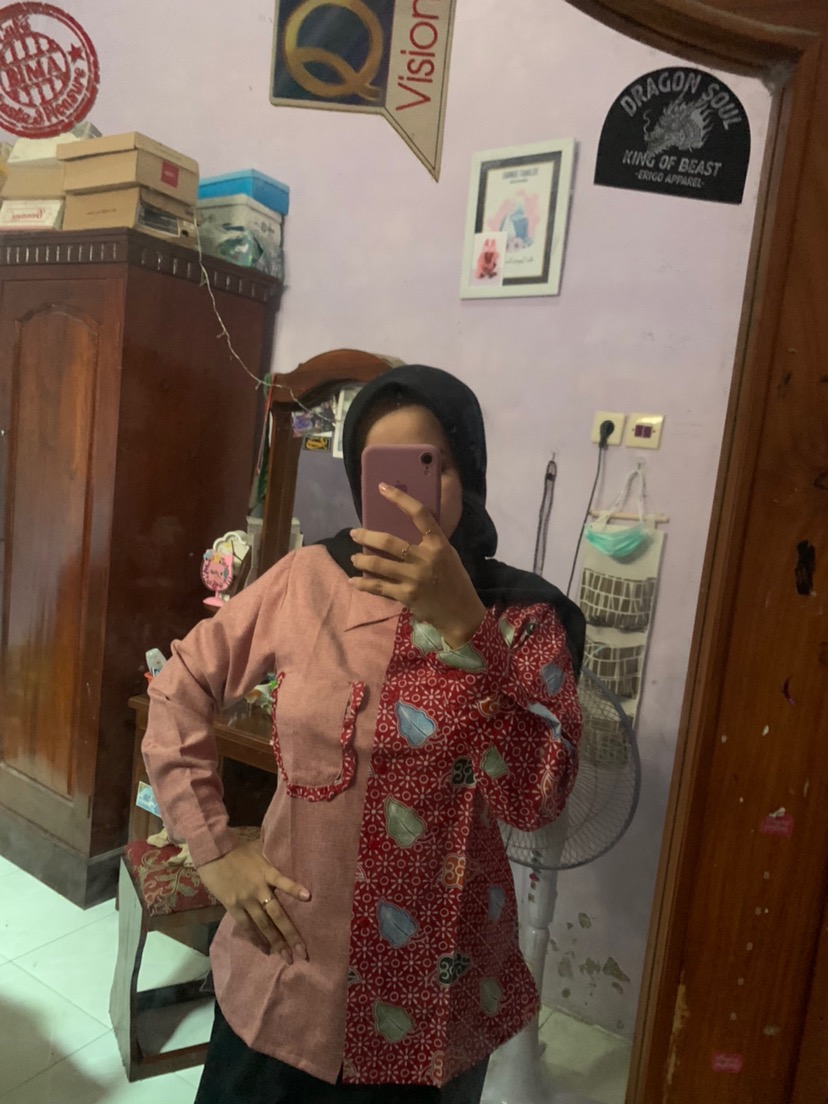 Atasan Batik Wanita Lilliana Leaf Busui 7203