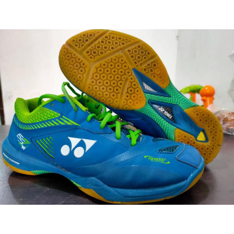 yonex shb 65 zw