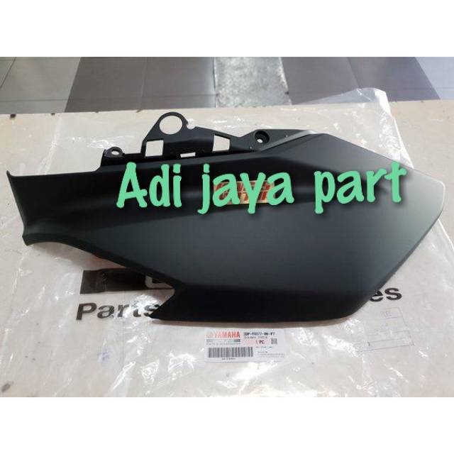 Body cowling cover lampu depan nmax sayap depan nmax hitam doff kanan original ygp