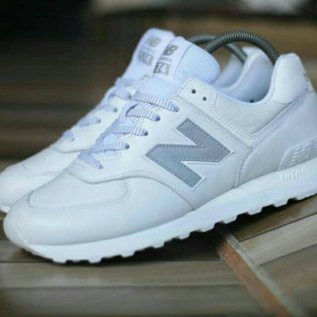 nb 574 white