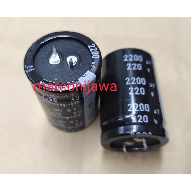 capasitor 2200uf 220V 3,5cm x5cm