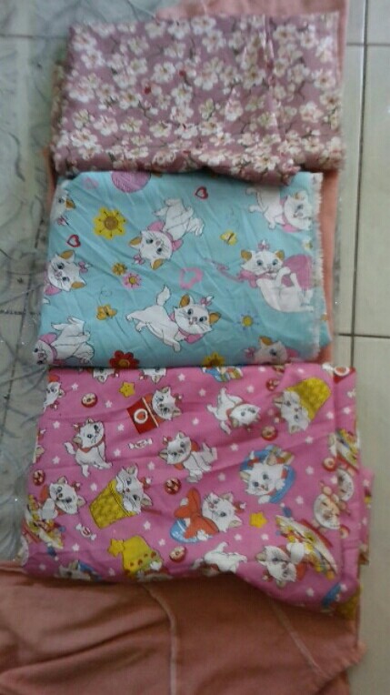 Kain Motif Anak Kiloan