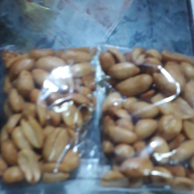 

Kacang goreng kevin
