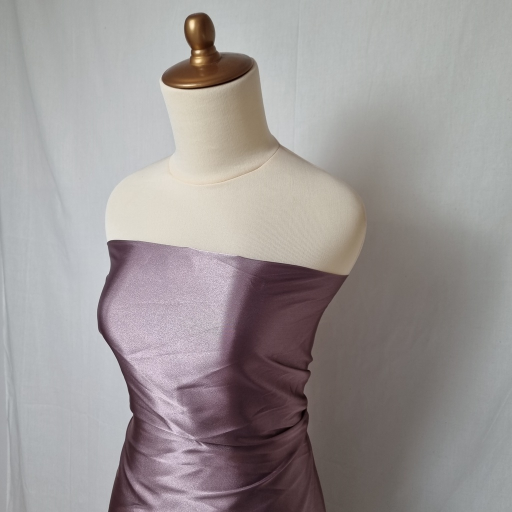 1m kain bahan satin silk charmuse premium furing sateen charmeuse hijau botol merah marun navi ungu krem kuning emas putih abu hitam pink salem black navy mauve dusty rose pink plum peach honey gold dress gamis gaun hijab seragam pesta bridesmaid kebaya