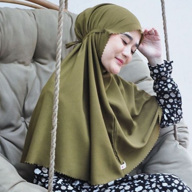 Jilbab Bergo Laser Cut Diamondcrepe