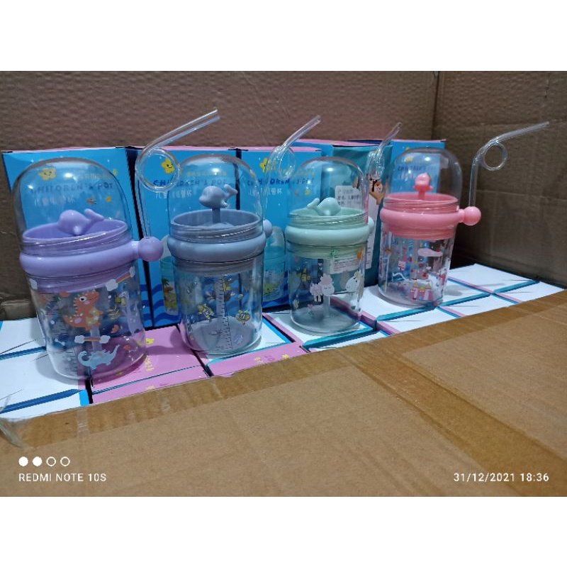 Botol Minum Lumba-Lumba Air Mancur