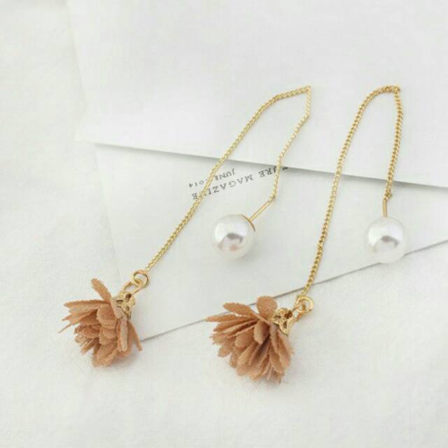 LRC Anting Tusuk Fashion Flower&amp;pearls Decorated Long Y5776X