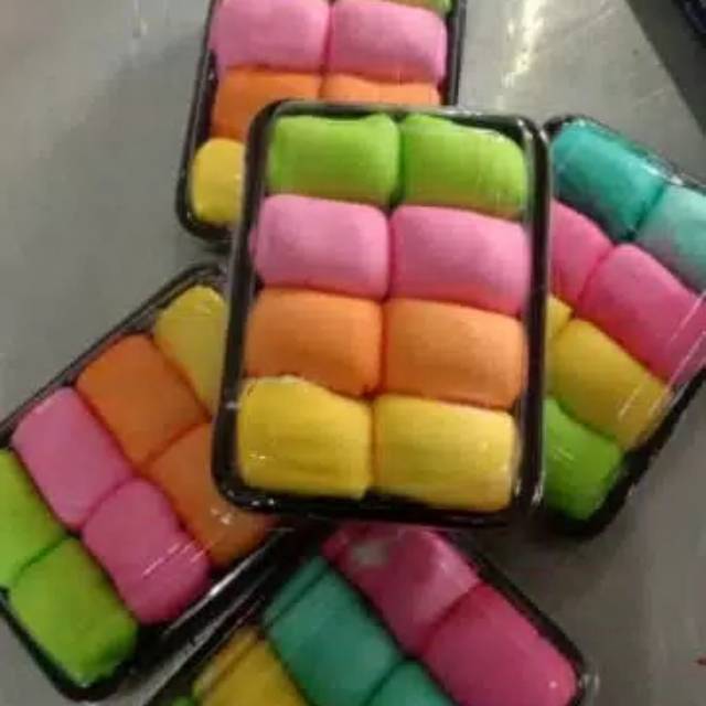

Pancake durian isi 8