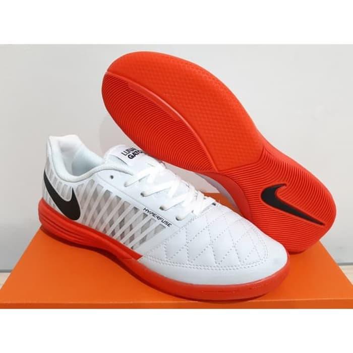 Sepatu Futsal Nike Lunar Gato II White Platinum Crimson