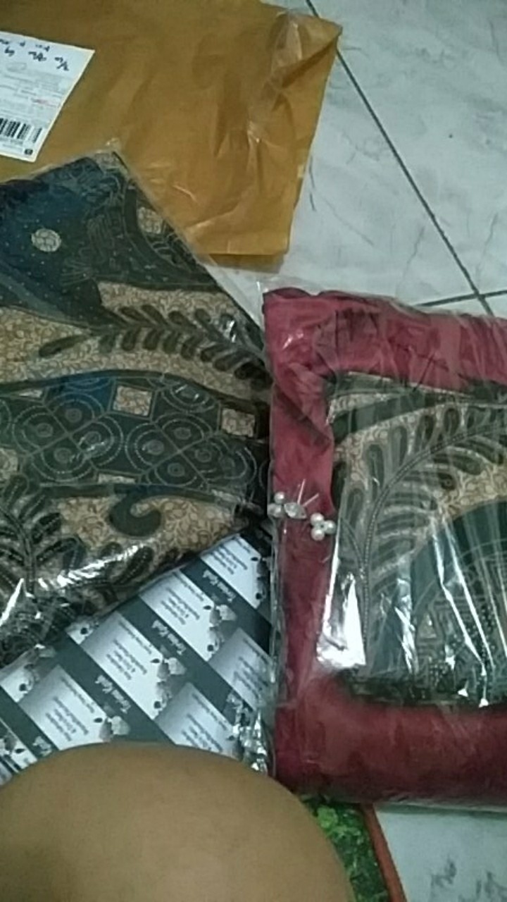 Maura Couple - Sania Ruffle Batik Couple Ori Ndoro Jowi Dnt Garansi Termurah Shopee - Couple Lesti