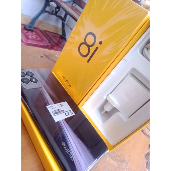 realme 8i second