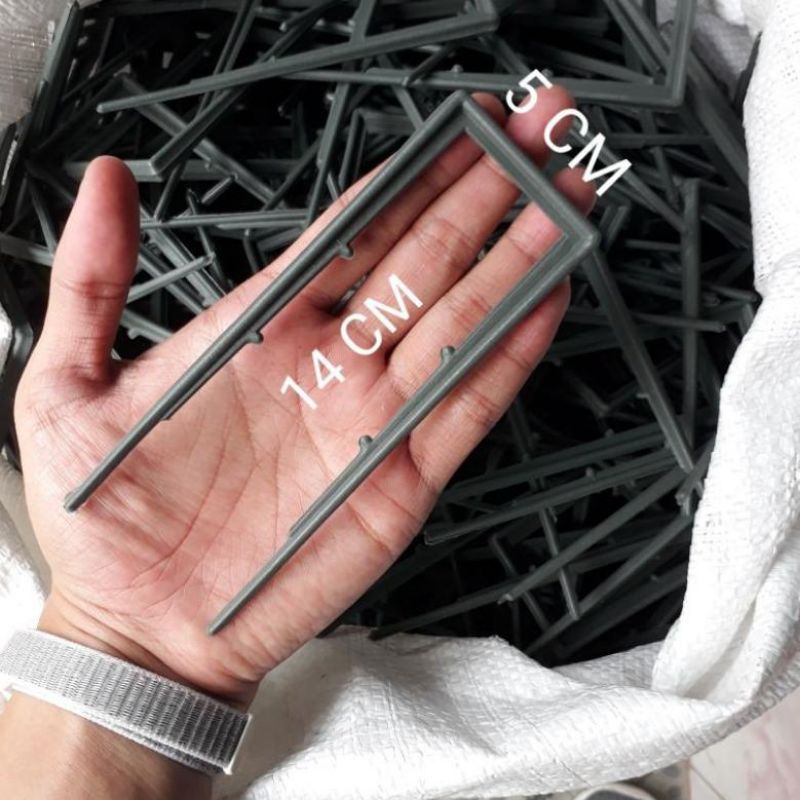MAS BIDIN_ Pasak mulsa 14 cm bahan plastik bisa dipakai berkali kali pasak mulsa modern pasak mulsa 