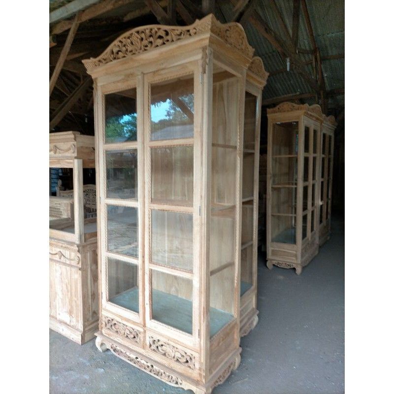 LEMARI HIAS RUANG TAMU UKIR KAYU JATI