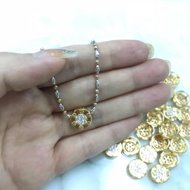 Liontin blusukan cartier bulat simple emas asli