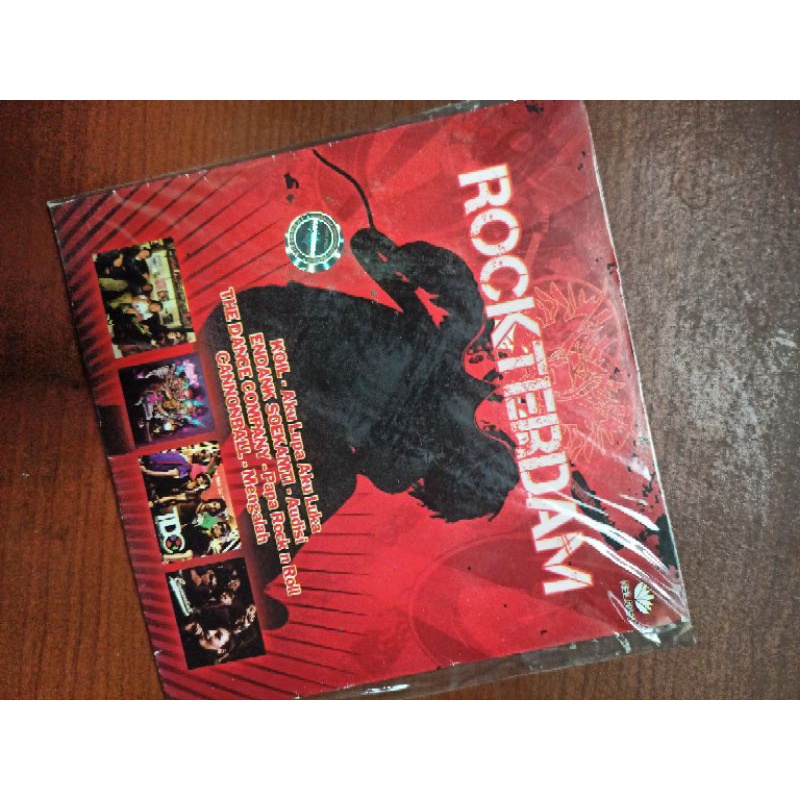 CD audio original kompilasi indie rock ROCKTERDAM nagaswara