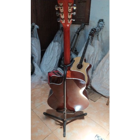 Gitar  Akustik Taylor Bonus packing kayu